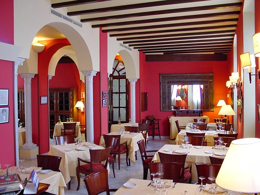 Hotel Alcazar De La Reina Καρμόνα Εξωτερικό φωτογραφία