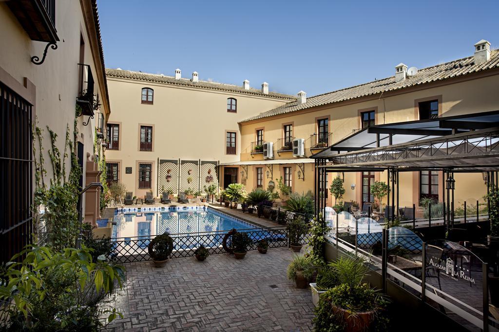 Hotel Alcazar De La Reina Καρμόνα Εξωτερικό φωτογραφία
